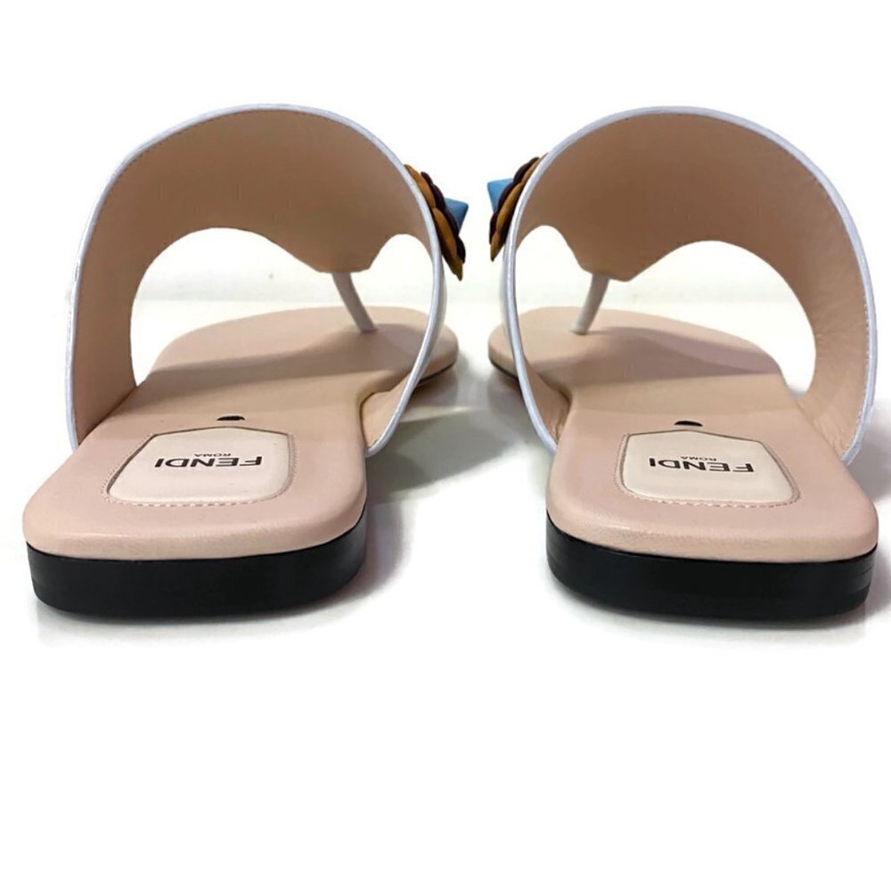 Fendi White Leather Flowerland Thong Sandal - Picture 2 of 9